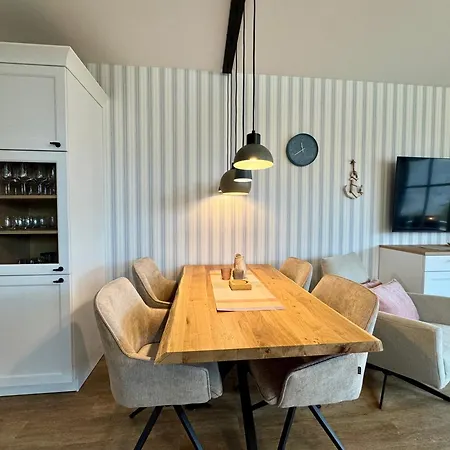 Birkenhof App 29 欧巴德伍斯图